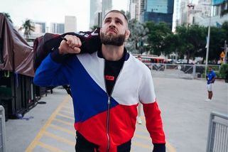Už se v tom nechci babrat. Zpátky do sedla, posunout to na další level, je nastavený Procházka